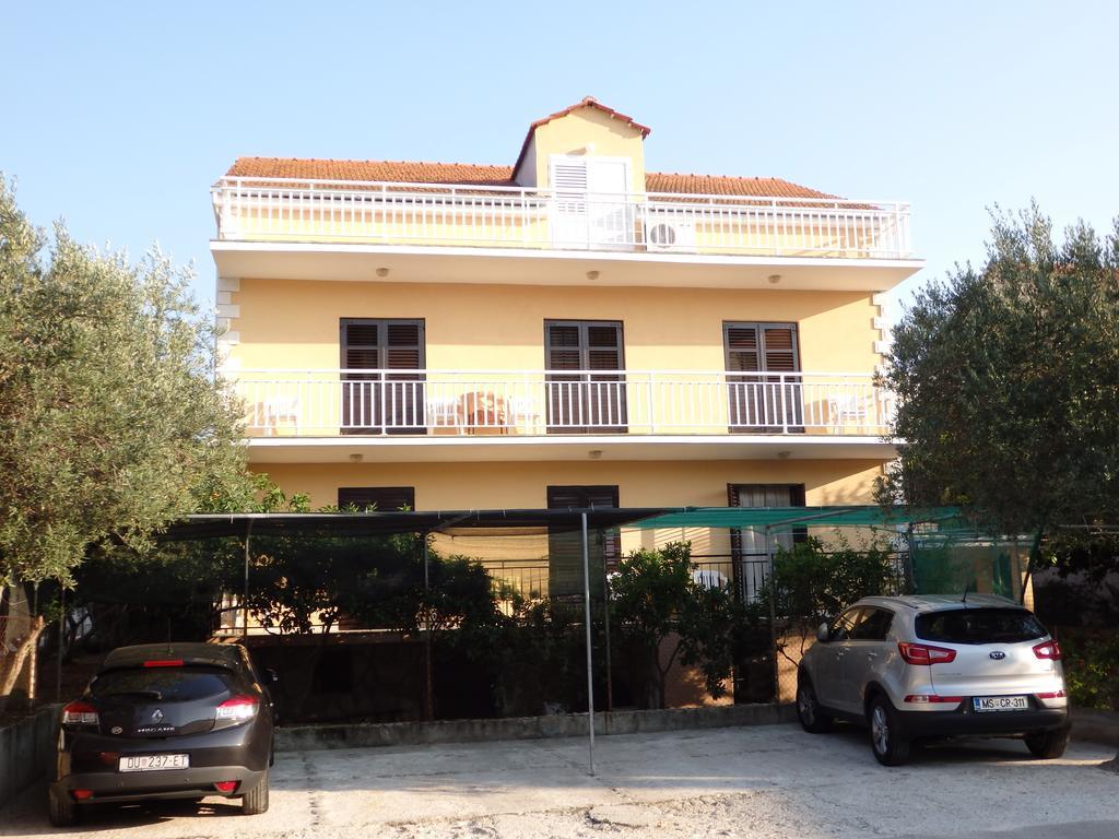 Apartments Ivan & Ana กอร์จูลา ภายนอก รูปภาพ