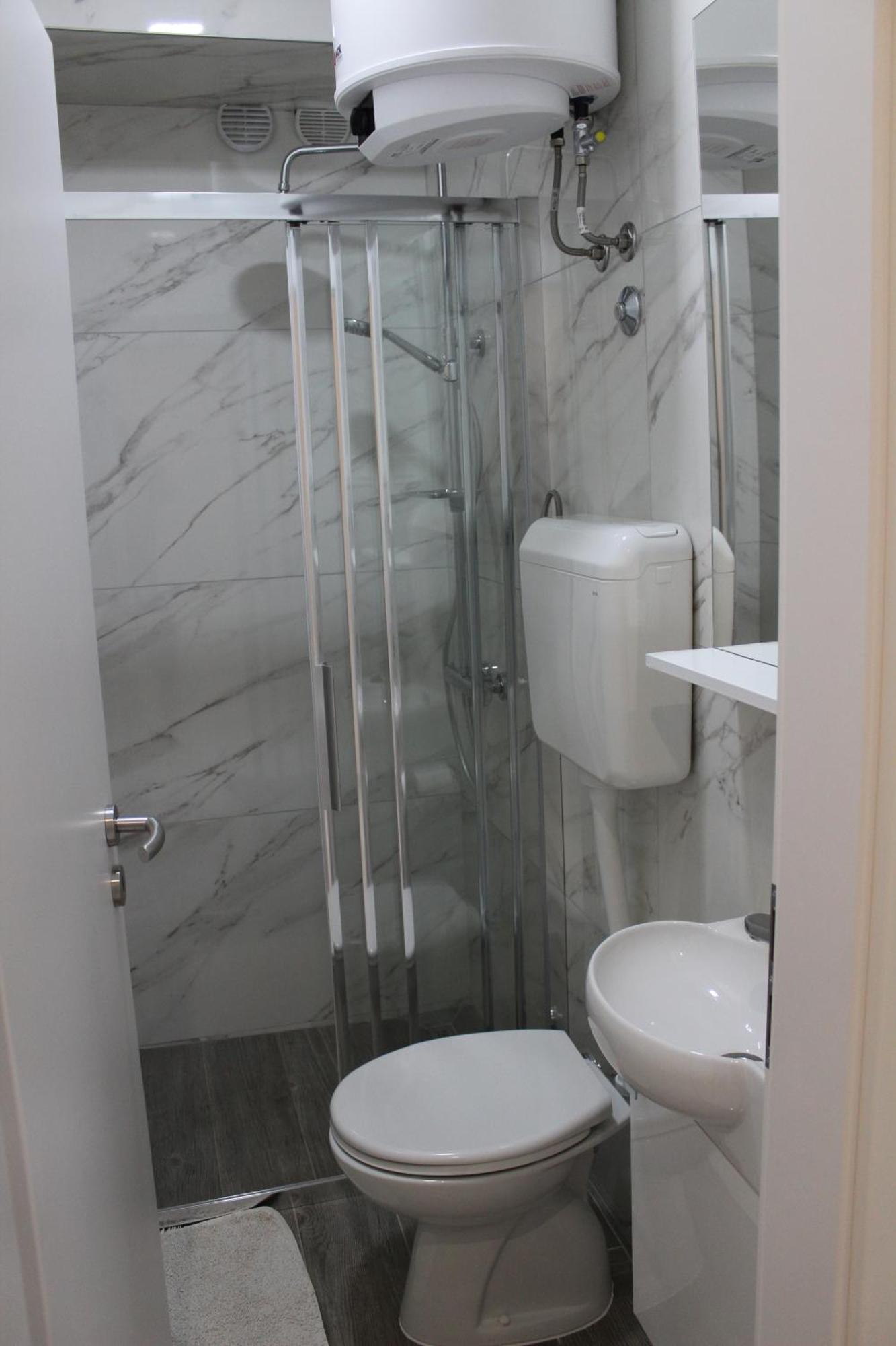 Apartments Ivan & Ana กอร์จูลา ภายนอก รูปภาพ