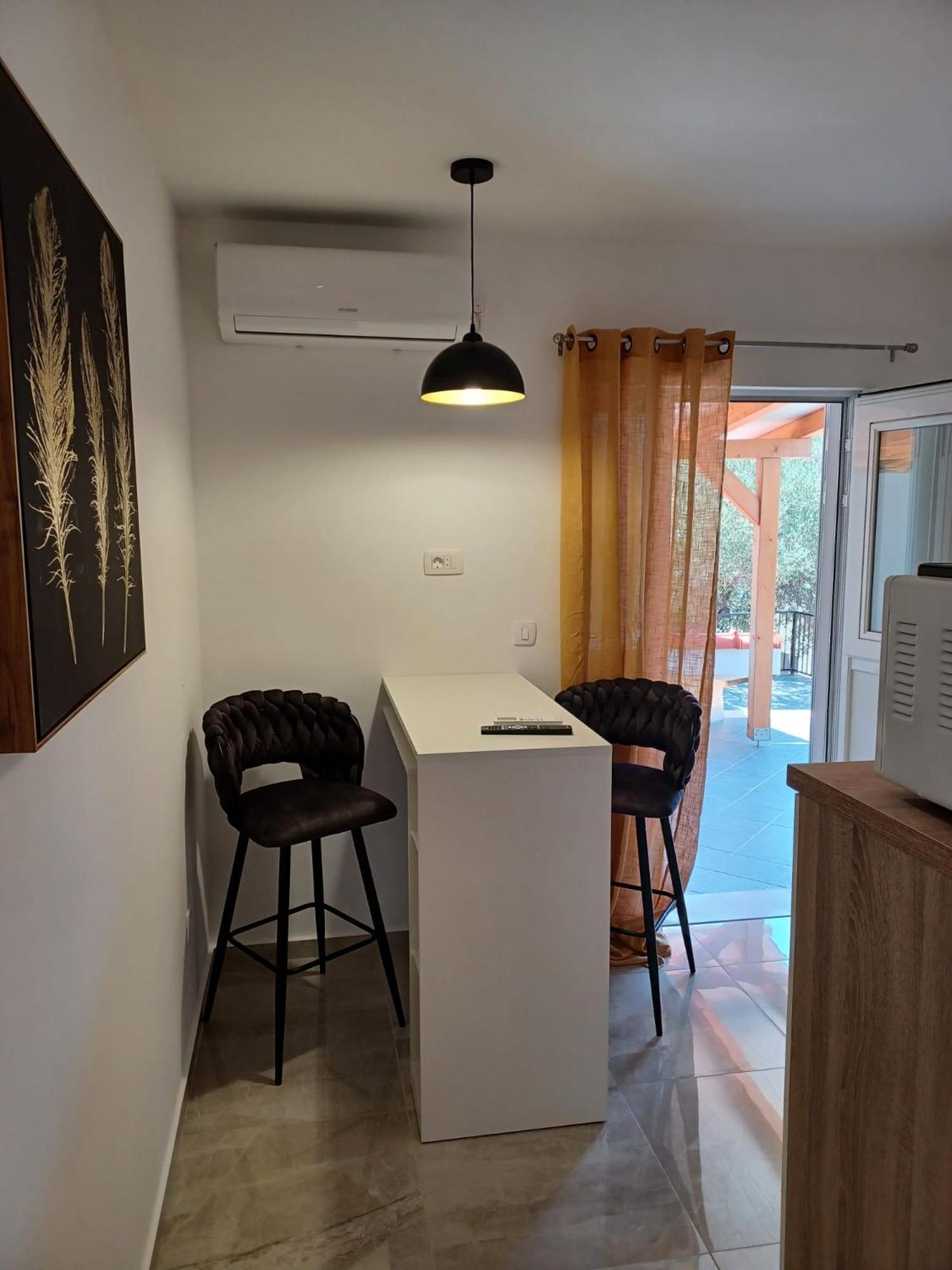 Apartments Ivan & Ana กอร์จูลา ภายนอก รูปภาพ